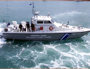Πόρτο Ράφτη: Φωτιά σε σκάφος στην θάλασσα